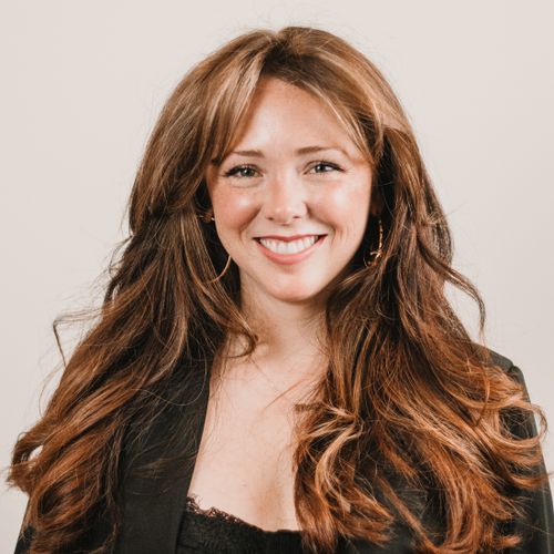 Dra. Fiorella Cárdenas Rojas, ortodoncista de Clínica Dental Kaelo